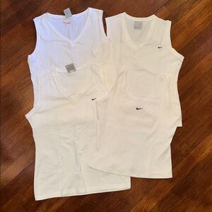 4 Piece Bundle Women’s Nike White Tank Tops Size Large